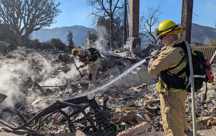 Oregon firefighters on the lines of Southern California wildfires.