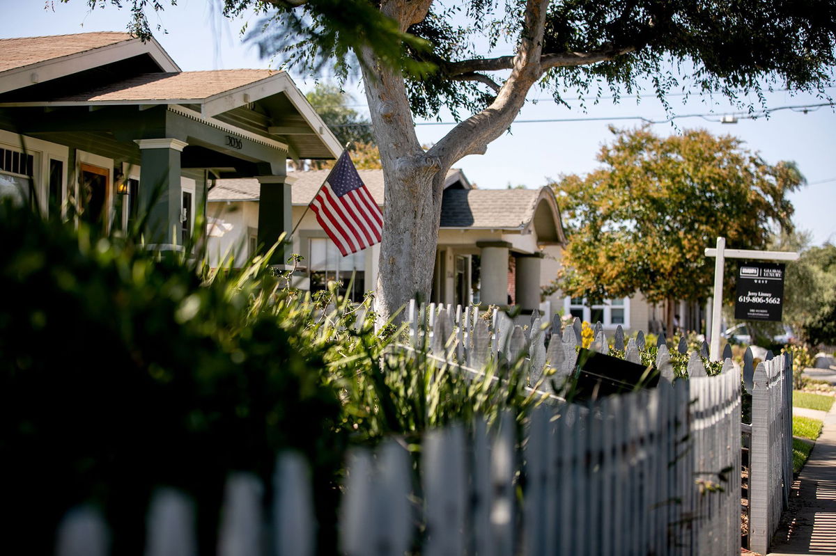 <i>Sam Hodgson/San Diego Union Tribune/Shutterstock via CNN Newsource</i><br/>Mortgage rates jumped again in the last week of 2024 despite three interest rate cuts from the Federal Reserve that year.