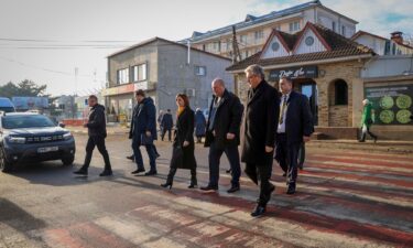 Maia Sandu (center) visits Varnita