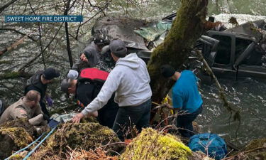 South Santiam River crash rescue