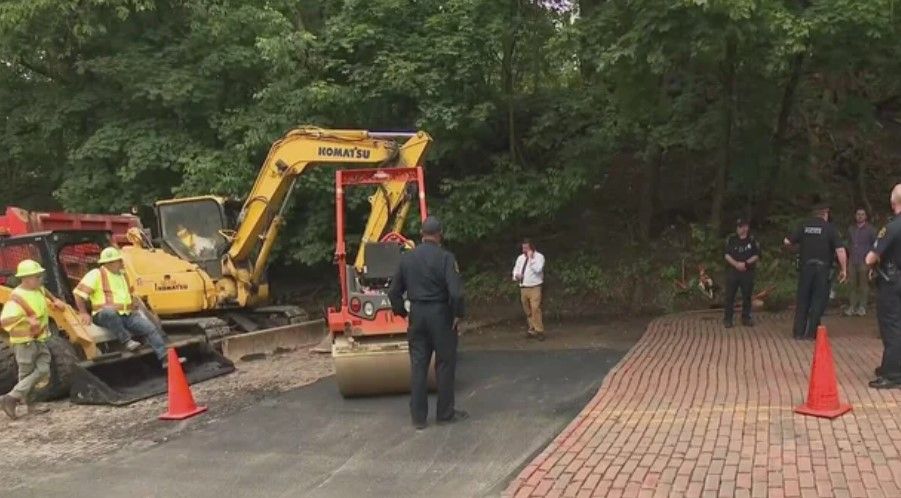 <i>KDKA via CNN Newsource</i><br/>