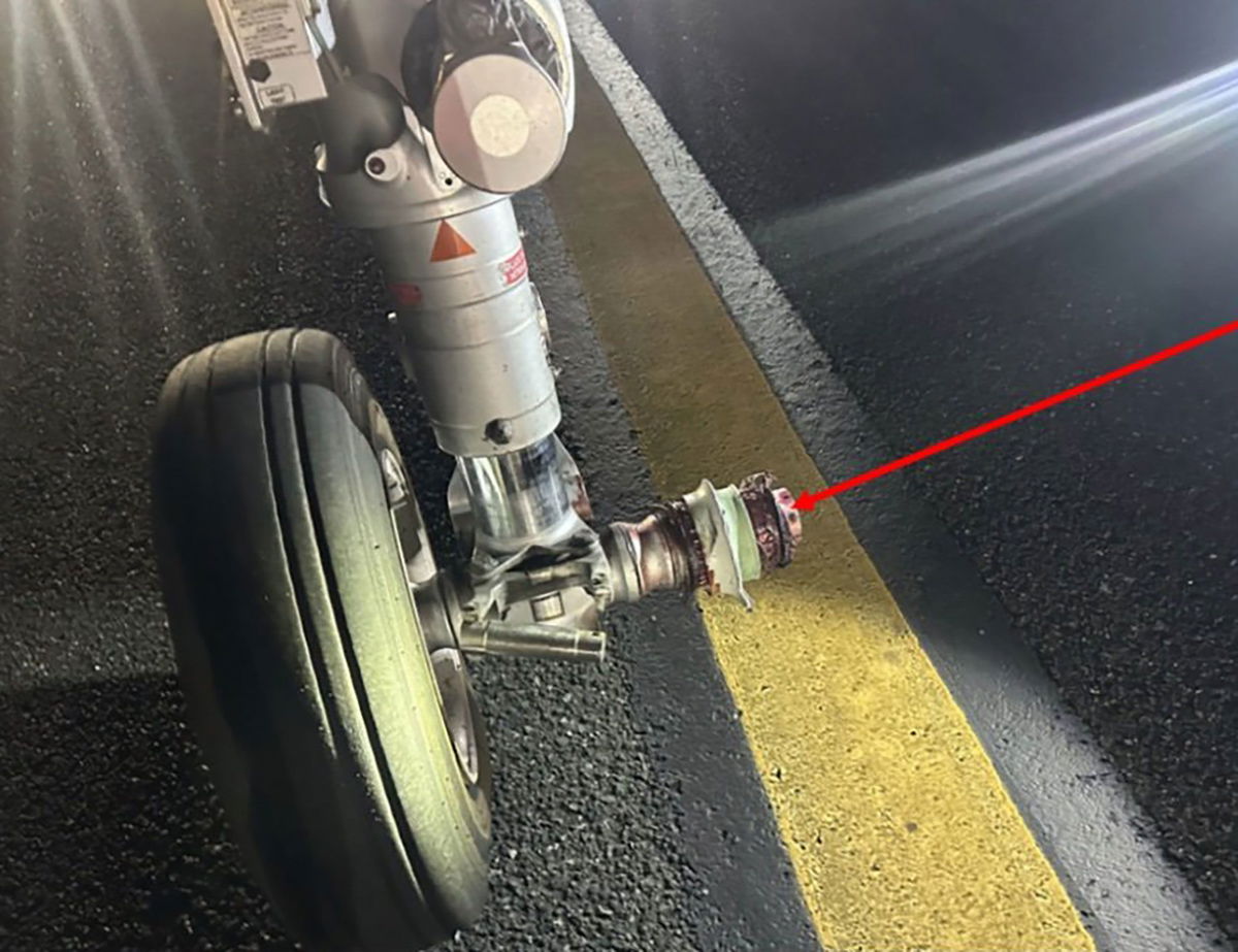 <i>NTSB via CNN Newsource</i><br/>An arrow