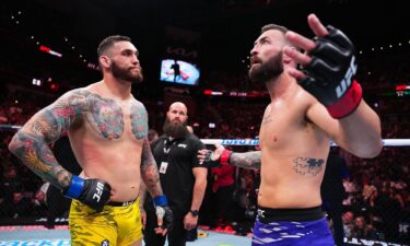 Paul Craig (right) admitted to using an "illegal move" that resulted in his fight against Rodolfo Bellato (left) ending in a no contest.