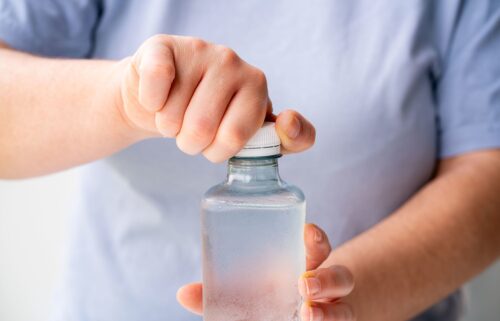 Opening and closing plastic bottle caps can release microplastics into a drink