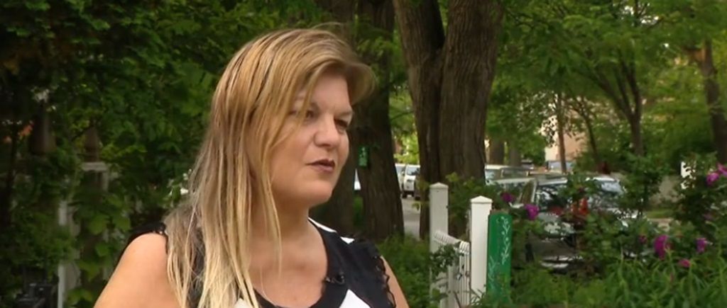 <i>WBBM via CNN Newsource</i><br/>