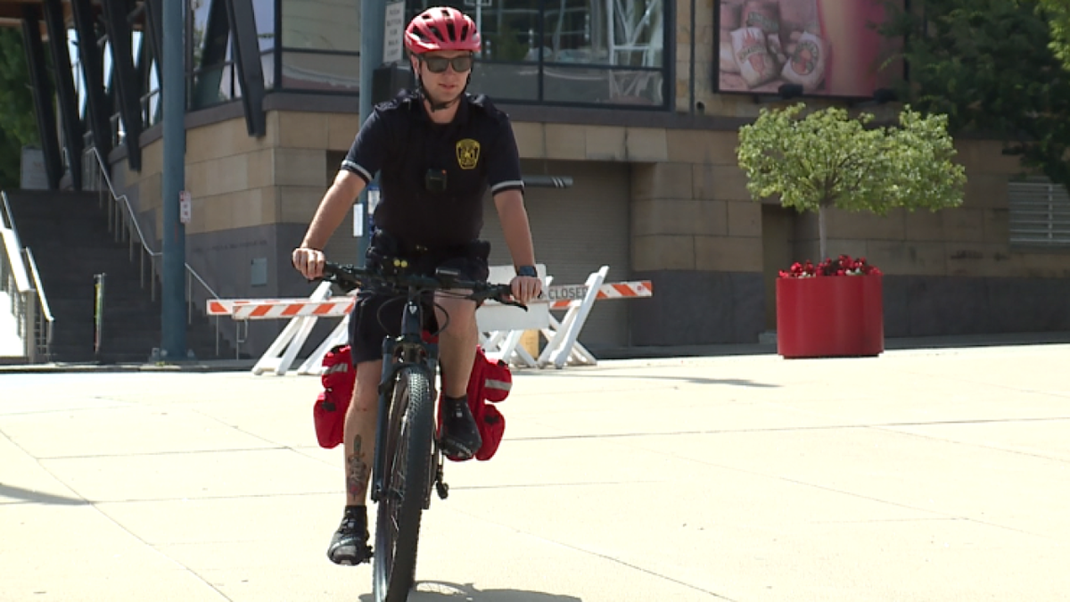 <i>WCPO via CNN Newsource</i><br/>CFD Paramedic Bradley Eberhart is pictured on the department's bike team.