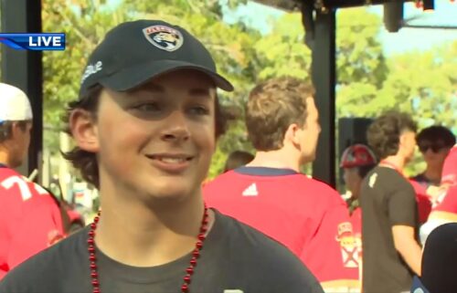 Sam Reinhart is expected to make an appearance at Raising Cane’s in Tamarac on Friday to serve chicken tenders to fans.