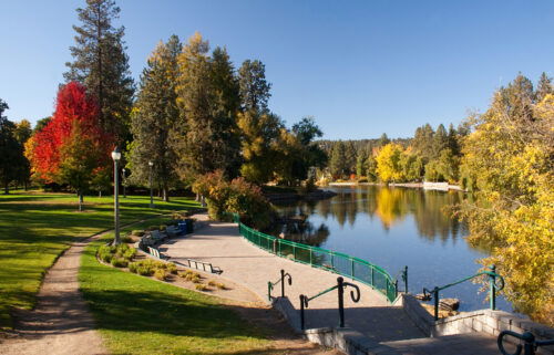 Bend SmartAsset job market