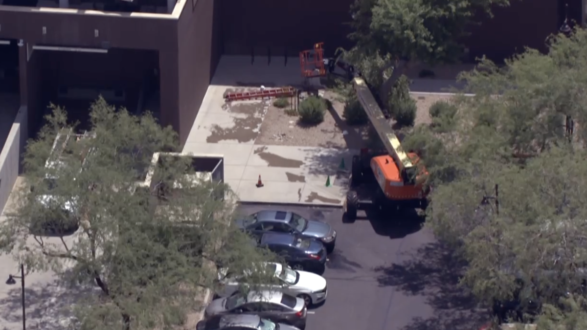<i>KNXV via CNN Newsource</i><br/>At around 9:30 a.m. Monday