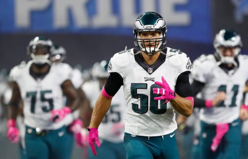 Braman (No. 56) won a Super Bowl ring with the Eagles.