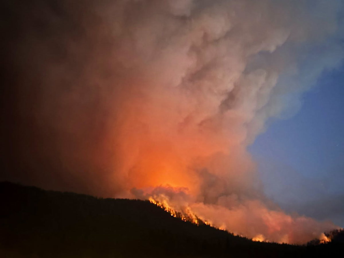 Wright Springs Fire burning in Klamath County